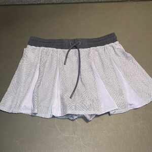Free People Movement Skort, size medium, grey new without tags